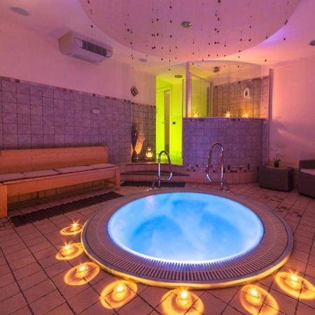 Hotel Valparaiso 리미니 외부 사진