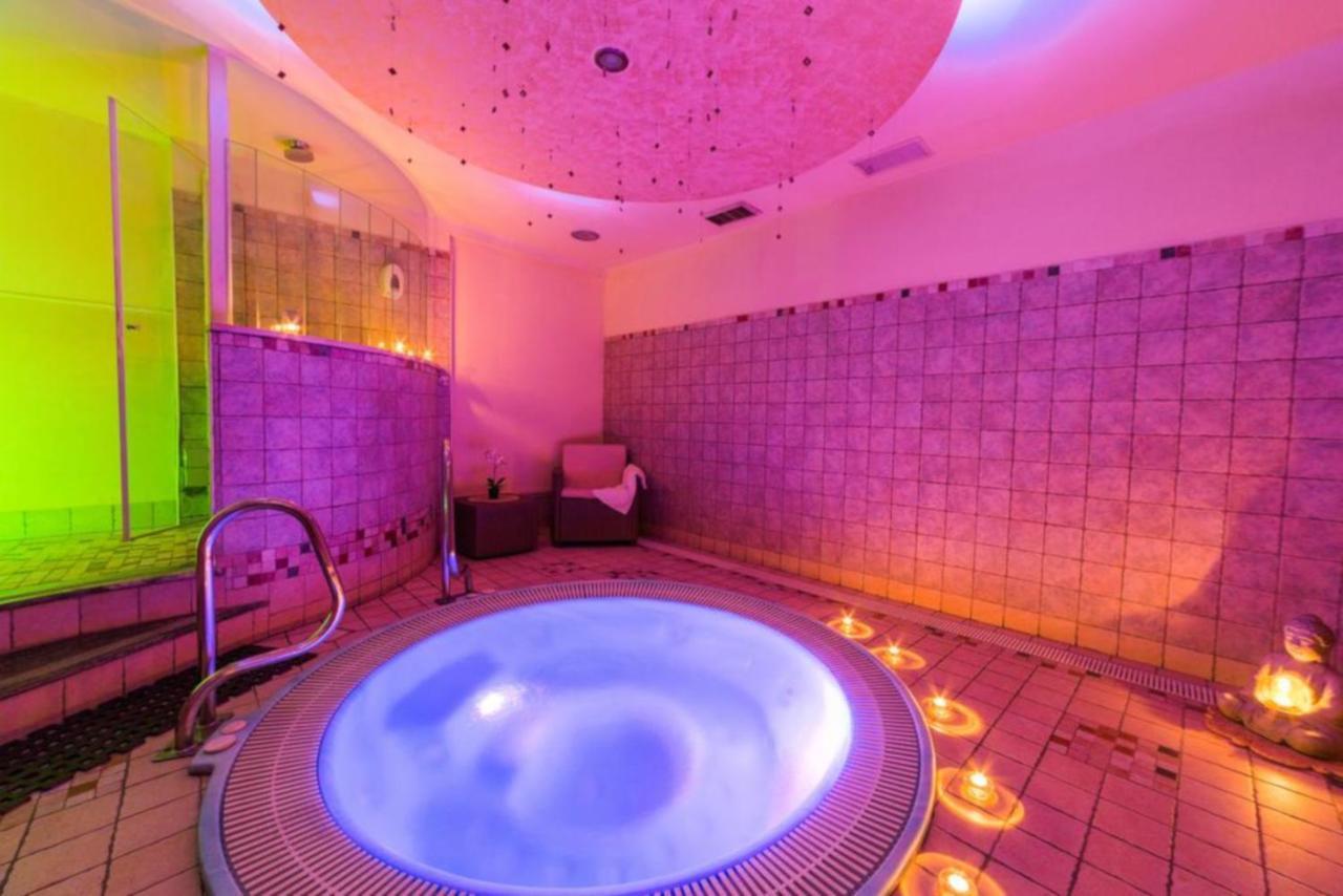 Hotel Valparaiso 리미니 외부 사진