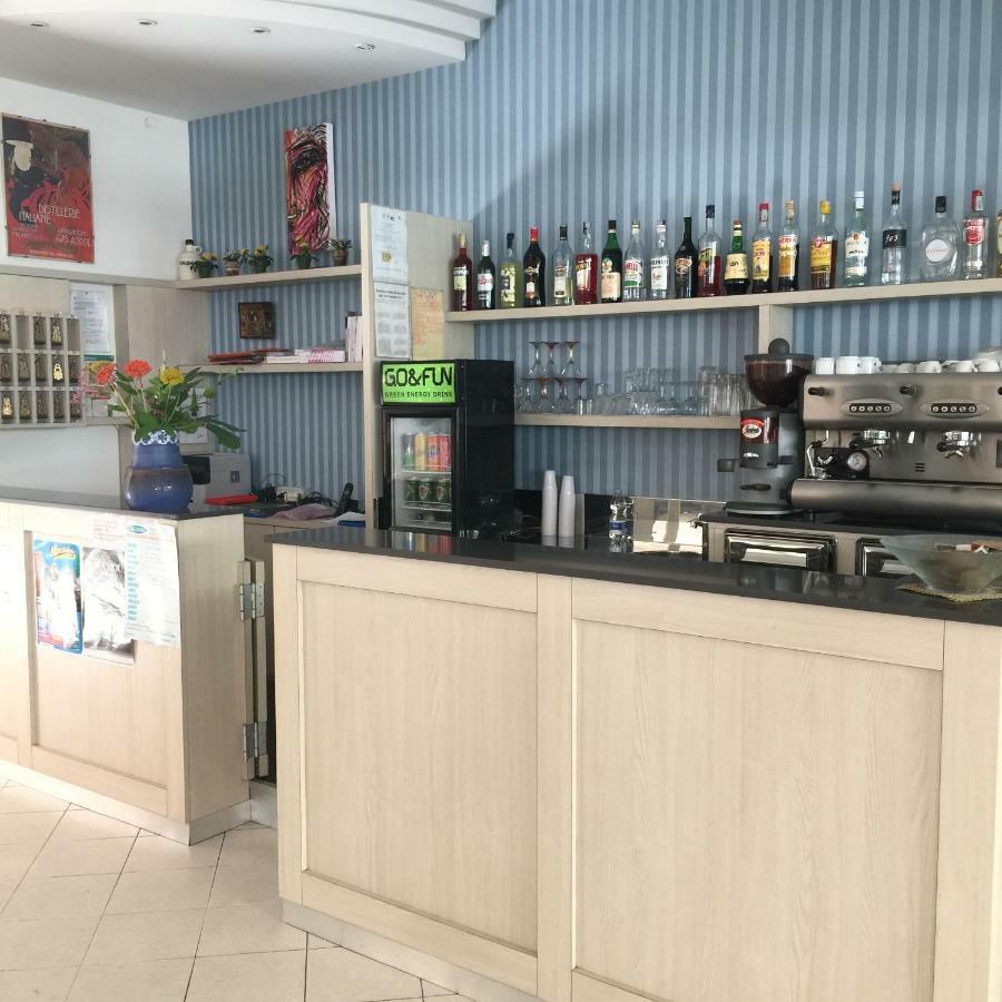 Hotel Valparaiso 리미니 외부 사진